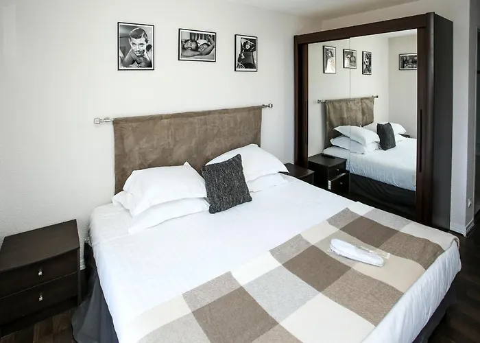 2 Room Terraced Apartment Cannes Centre